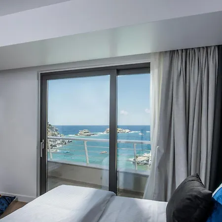Made By The Sea 8 Bdrm